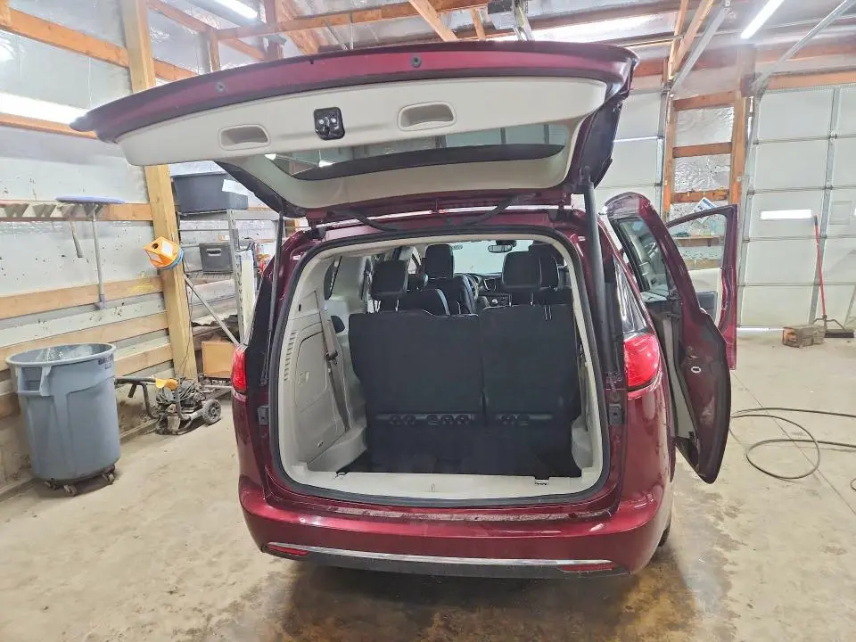 2018 CHRYSLER PACIFICA LIMITED  