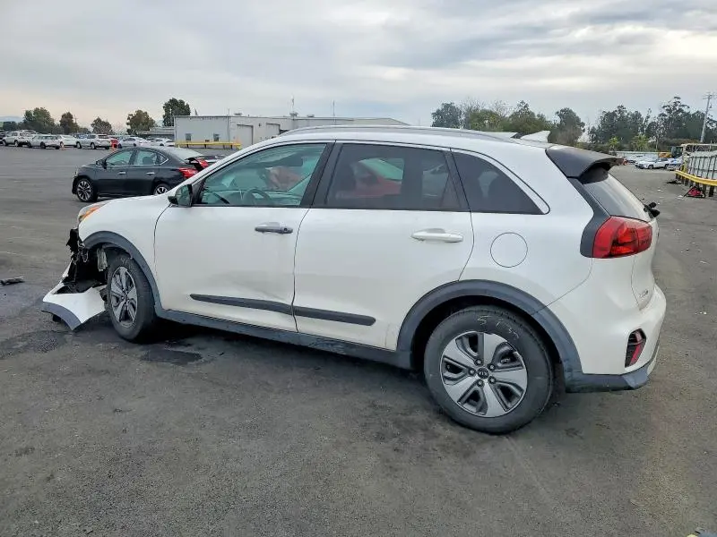 2020 KIA NIRO LX  