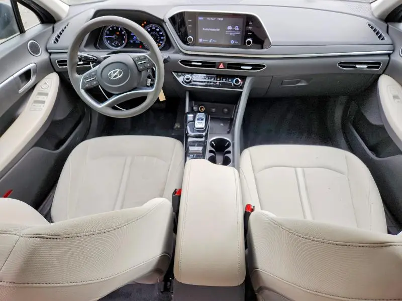 2023 HYUNDAI SONATA SE  