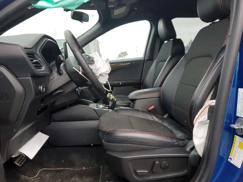 2023 FORD ESCAPE ST LINE SELECT  