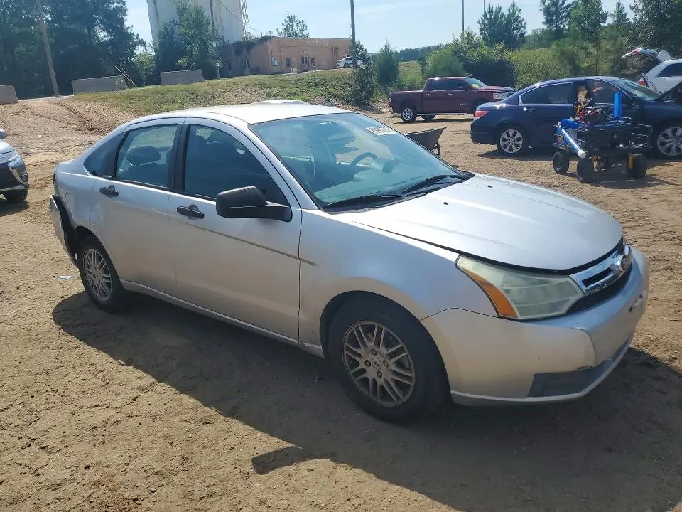 2011 FORD FOCUS SE  