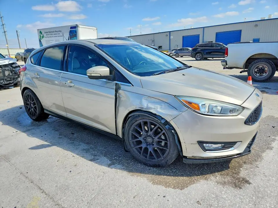 2017 FORD FOCUS TITANIUM  