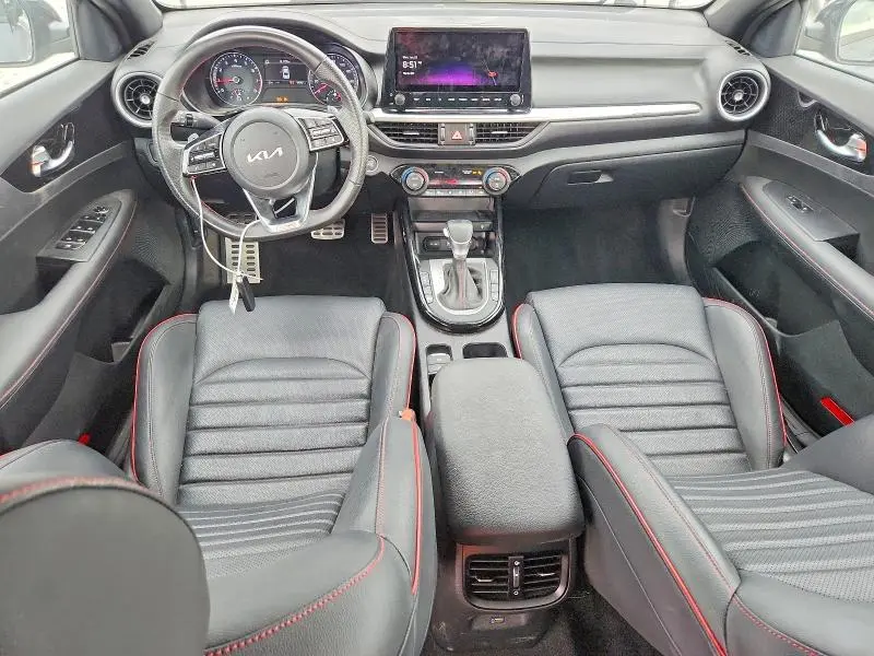 2023 KIA FORTE GT  