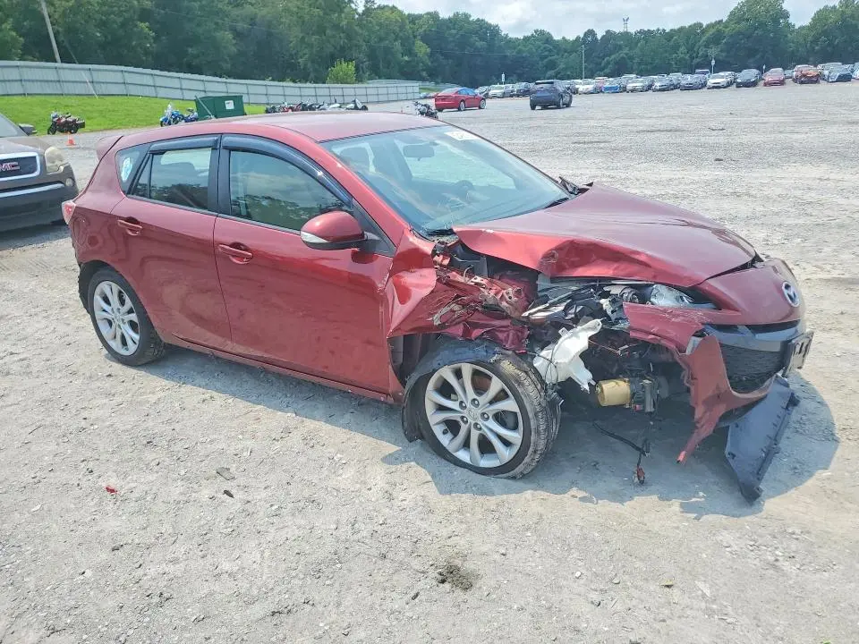 2010 MAZDA 3 S  