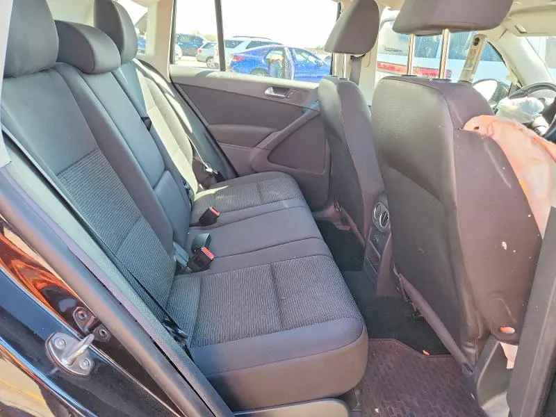 2017 VOLKSWAGEN TIGUAN S  