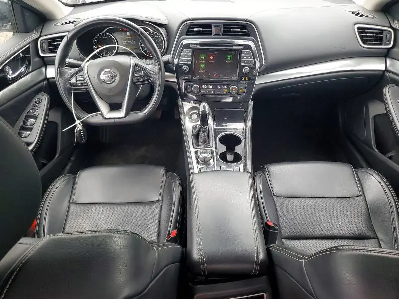 2021 NISSAN MAXIMA SV  