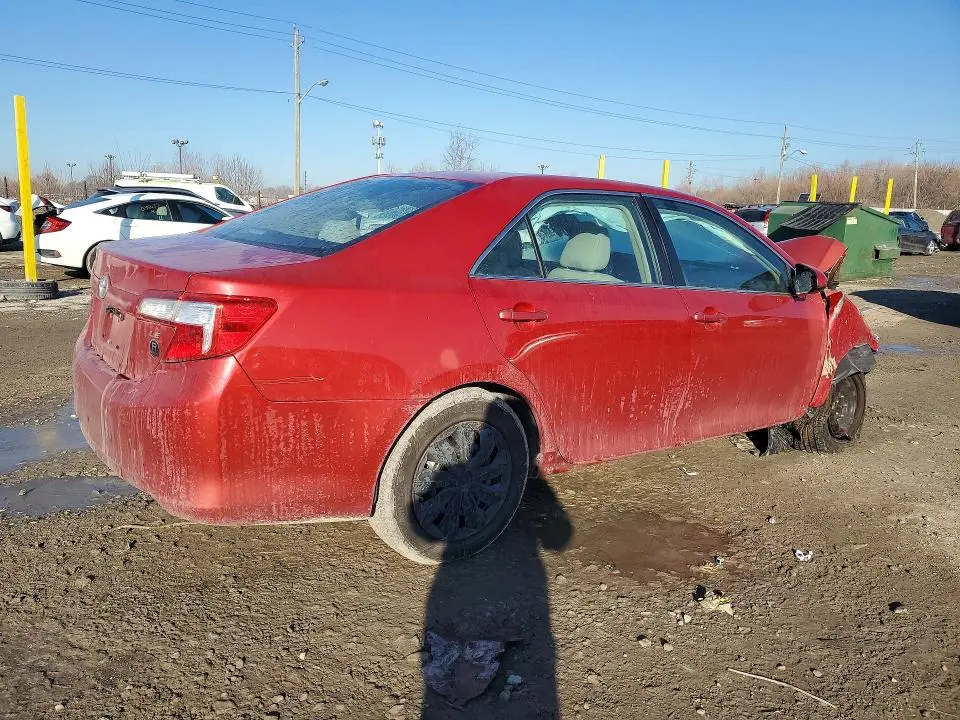2014 TOYOTA CAMRY LE  
