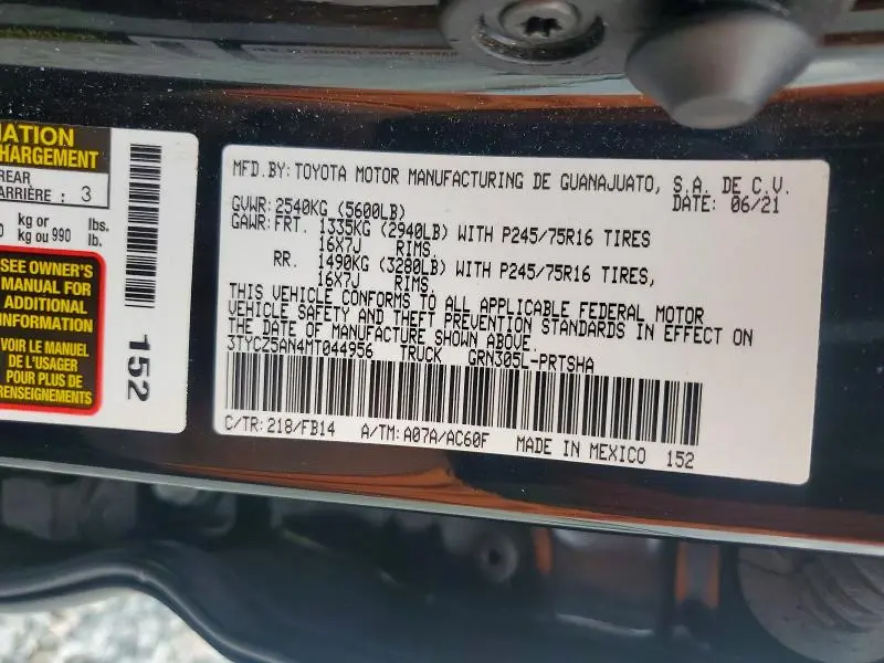 2021 TOYOTA TACOMA SR V6  