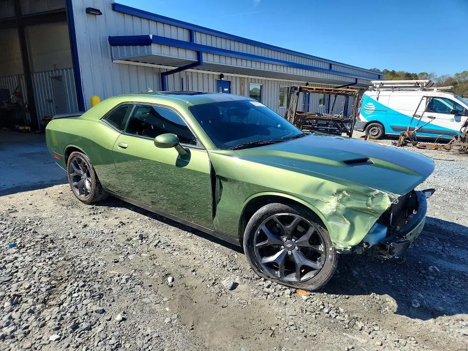 2020 DODGE CHALLENGER SXT  