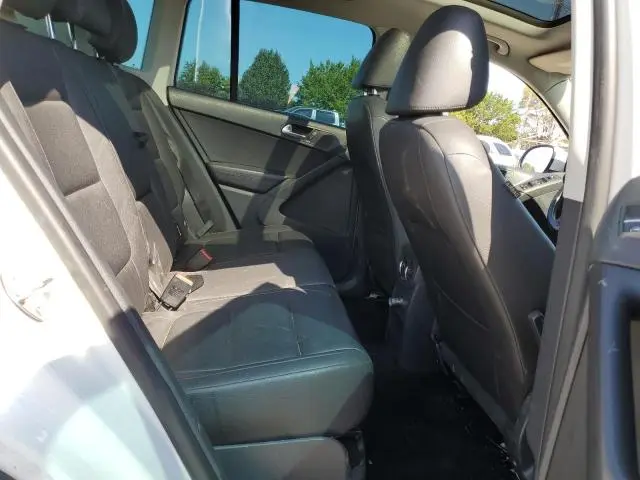 2012 VOLKSWAGEN TIGUAN S