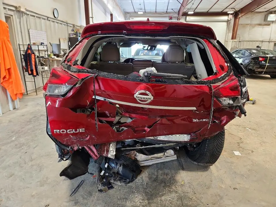 2019 NISSAN ROGUE S  