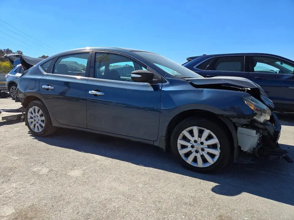 2016 NISSAN SENTRA SV  