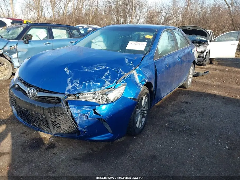 2017 TOYOTA CAMRY SE
