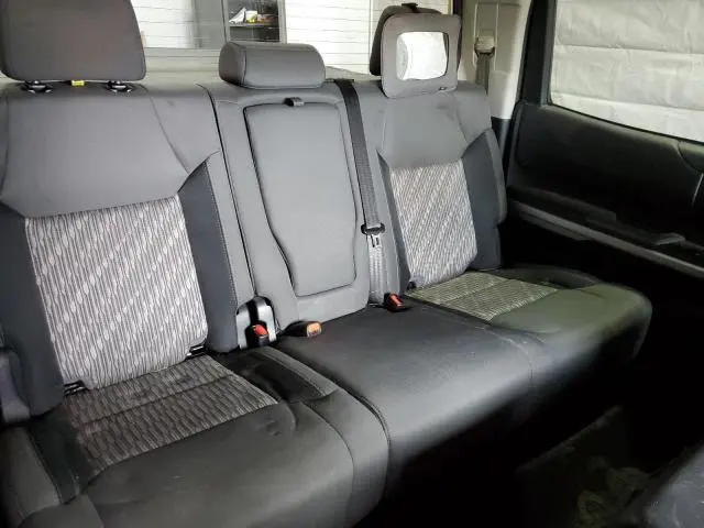 2018 TOYOTA TUNDRA CREWMAX SR5