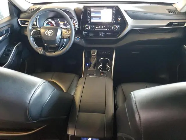 2020 TOYOTA HIGHLANDER HYBRID XLE  
