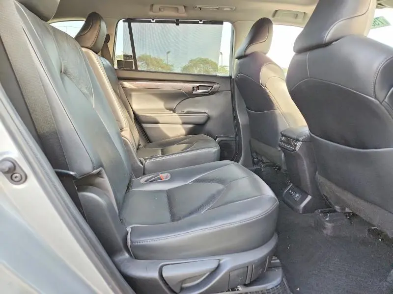 2020 TOYOTA HIGHLANDER HYBRID PLATINUM  