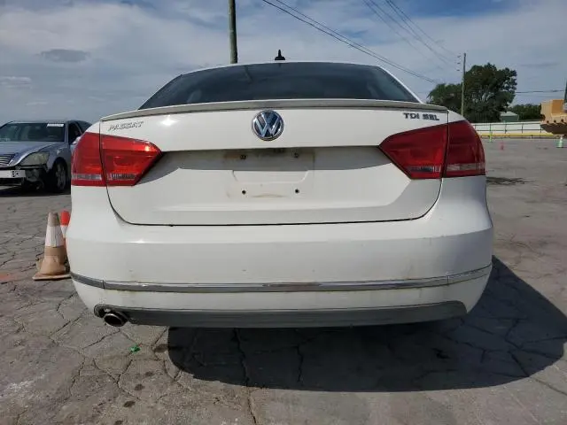 2013 VOLKSWAGEN PASSAT SEL  