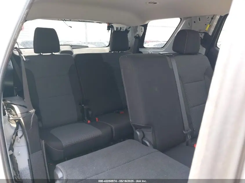 2021 CHEVROLET TRAVERSE FWD LT CLOTH