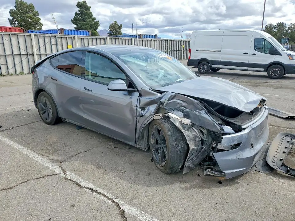 2026 TESLA MODEL Y   