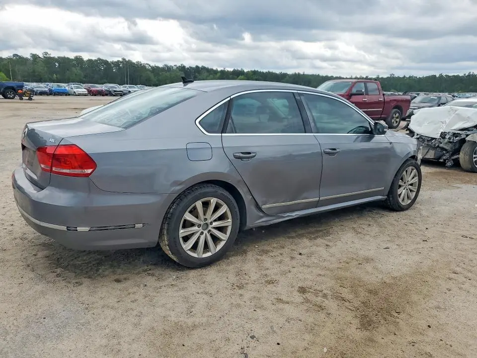 2013 VOLKSWAGEN PASSAT SEL  