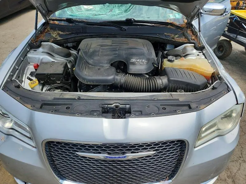 2020 CHRYSLER 300 LIMITED  