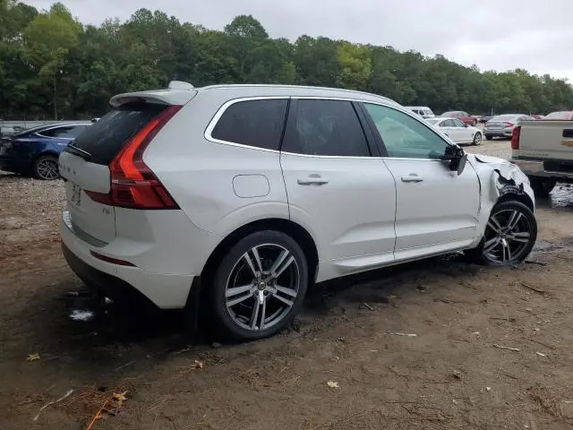 2020 VOLVO XC60 T5 MOMENTUM  