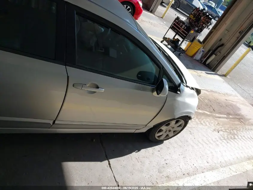 2011 HONDA CIVIC LX