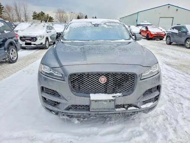 2018 JAGUAR F-PACE PRESTIGE  