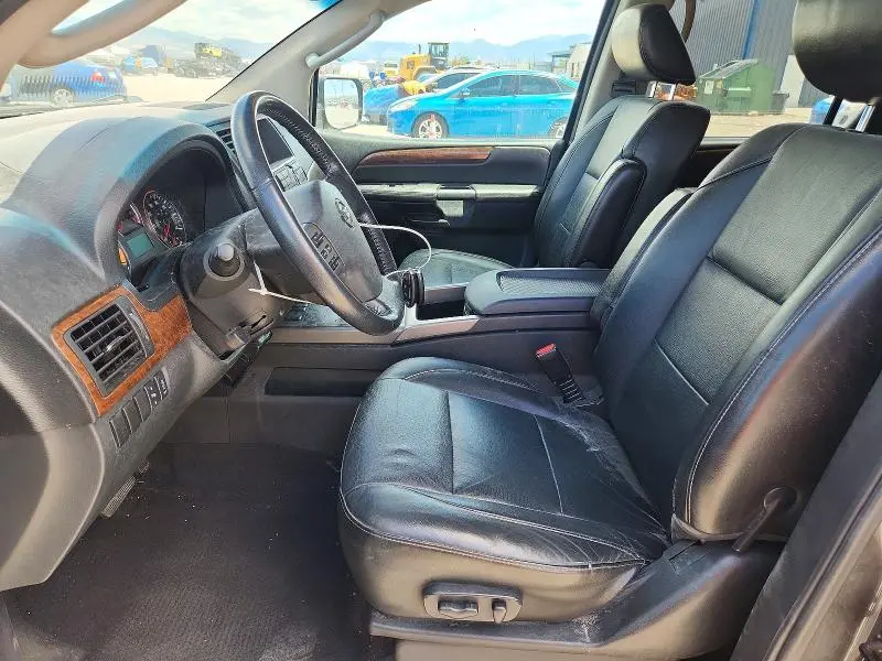 2011 NISSAN ARMADA SV  