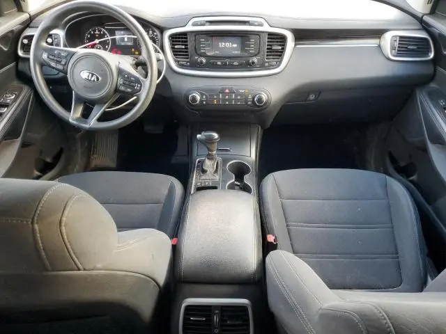 2017 KIA SORENTO LX  