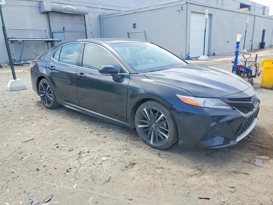 2018 TOYOTA CAMRY XSE V6  