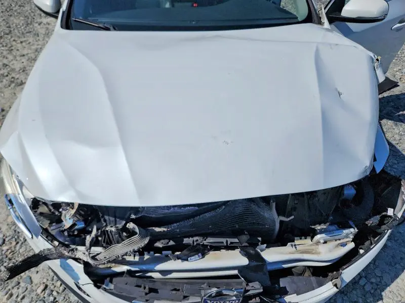 2017 VOLVO V60 T5 PREMIER  