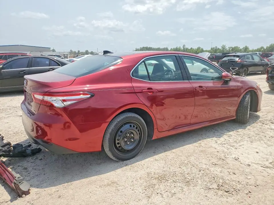 2018 TOYOTA CAMRY XLE V6  