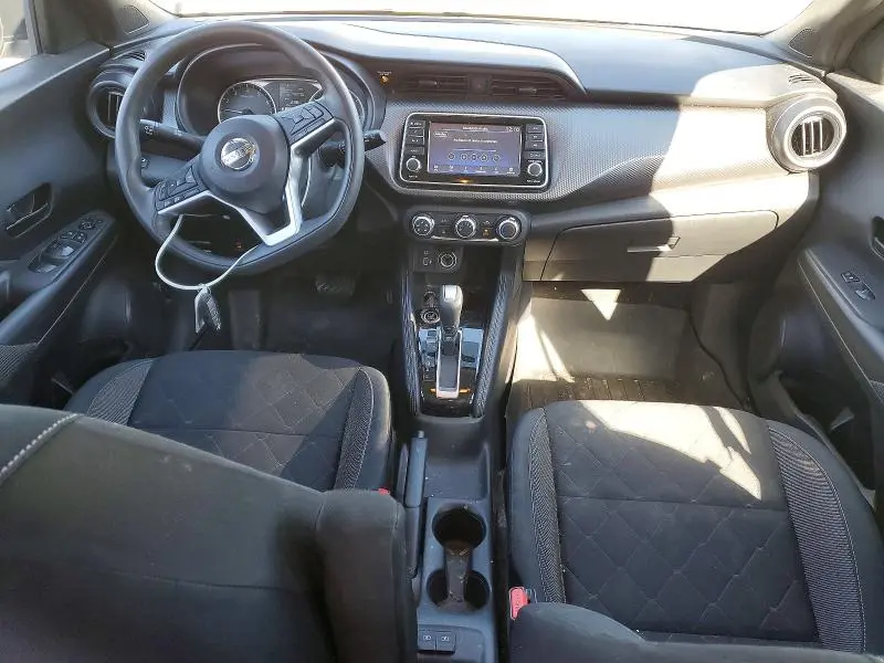 2019 NISSAN KICKS S  