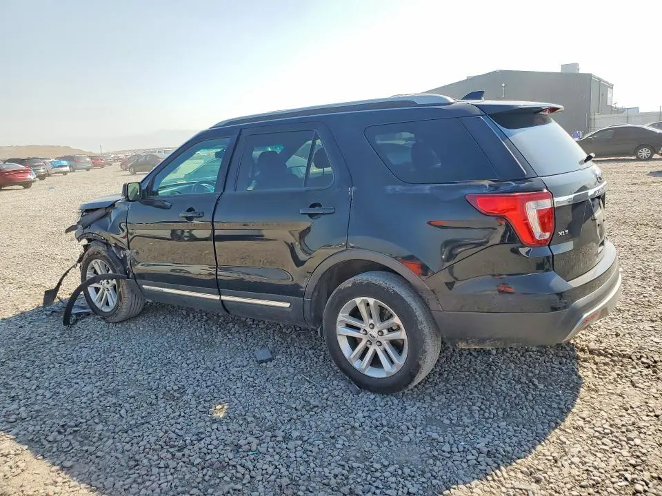 2017 FORD EXPLORER XLT  