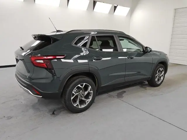 2025 CHEVROLET TRAX 1LT  