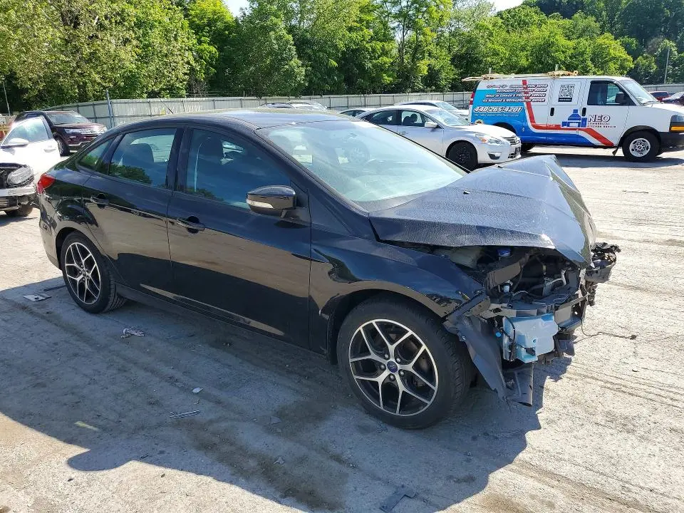 2018 FORD FOCUS SE  