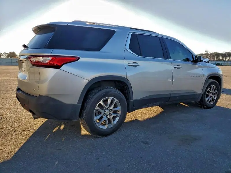2018 CHEVROLET TRAVERSE LT  