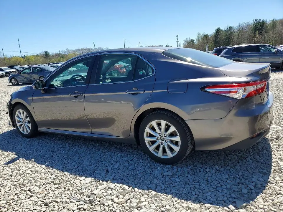 2018 TOYOTA CAMRY LE  