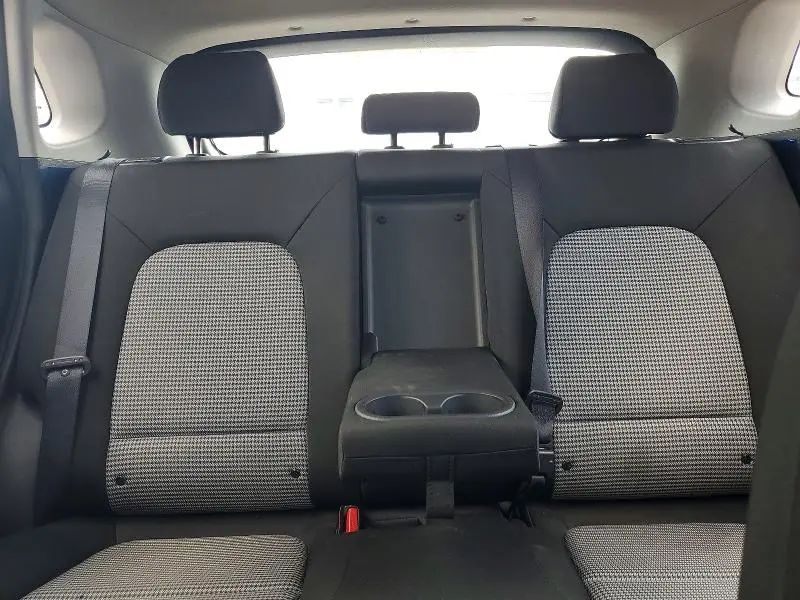 2020 HYUNDAI KONA SE  