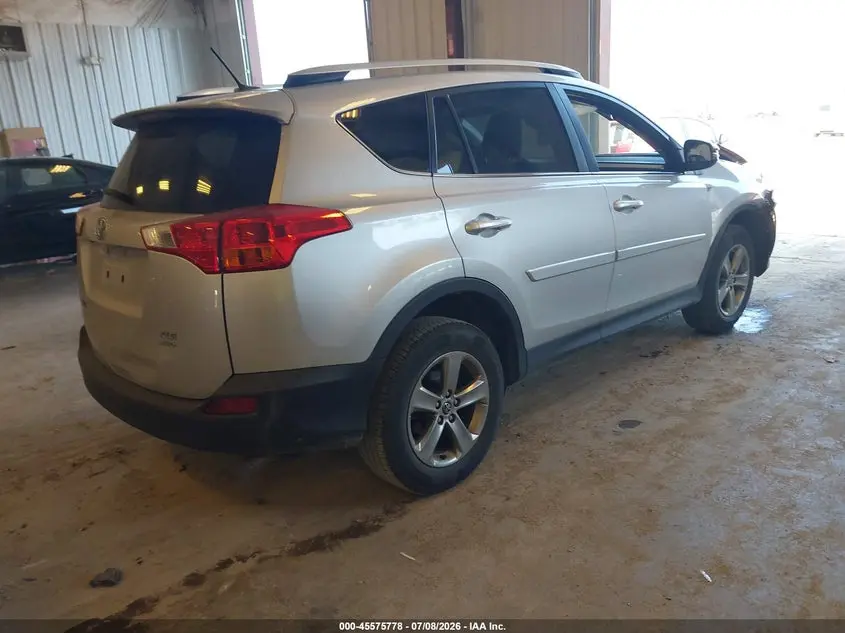 2015 TOYOTA RAV4 XLE