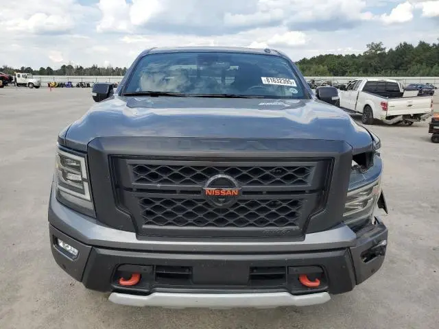 2021 NISSAN TITAN SV  