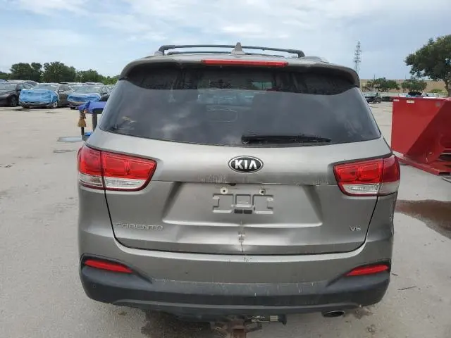 2017 KIA SORENTO LX  