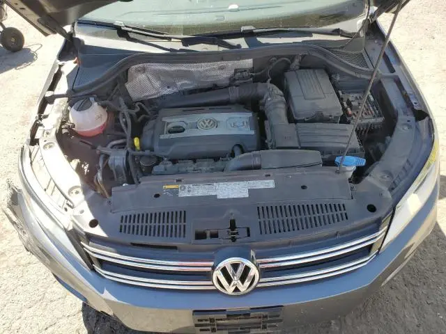 2016 VOLKSWAGEN TIGUAN S  