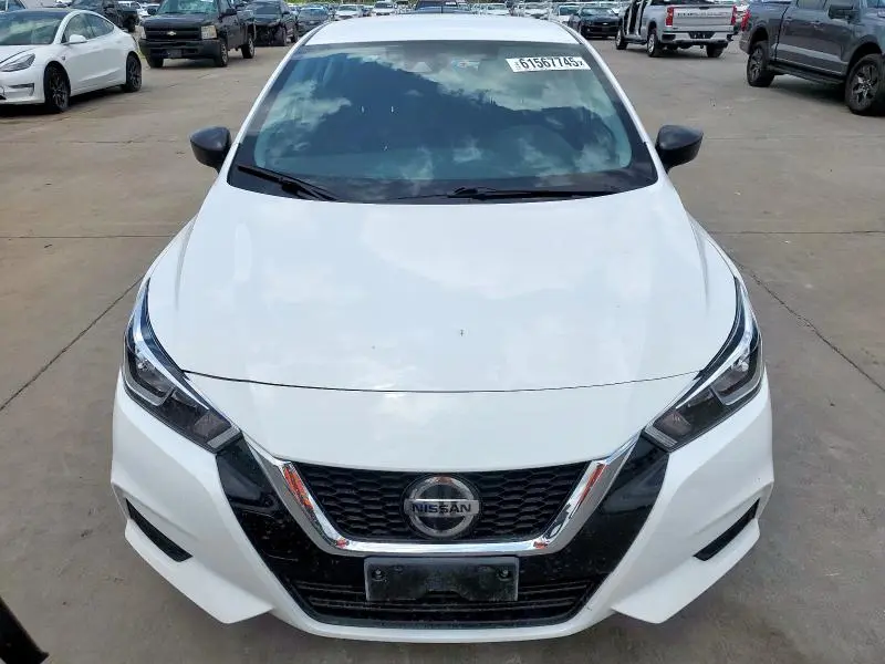 2022 NISSAN VERSA S  