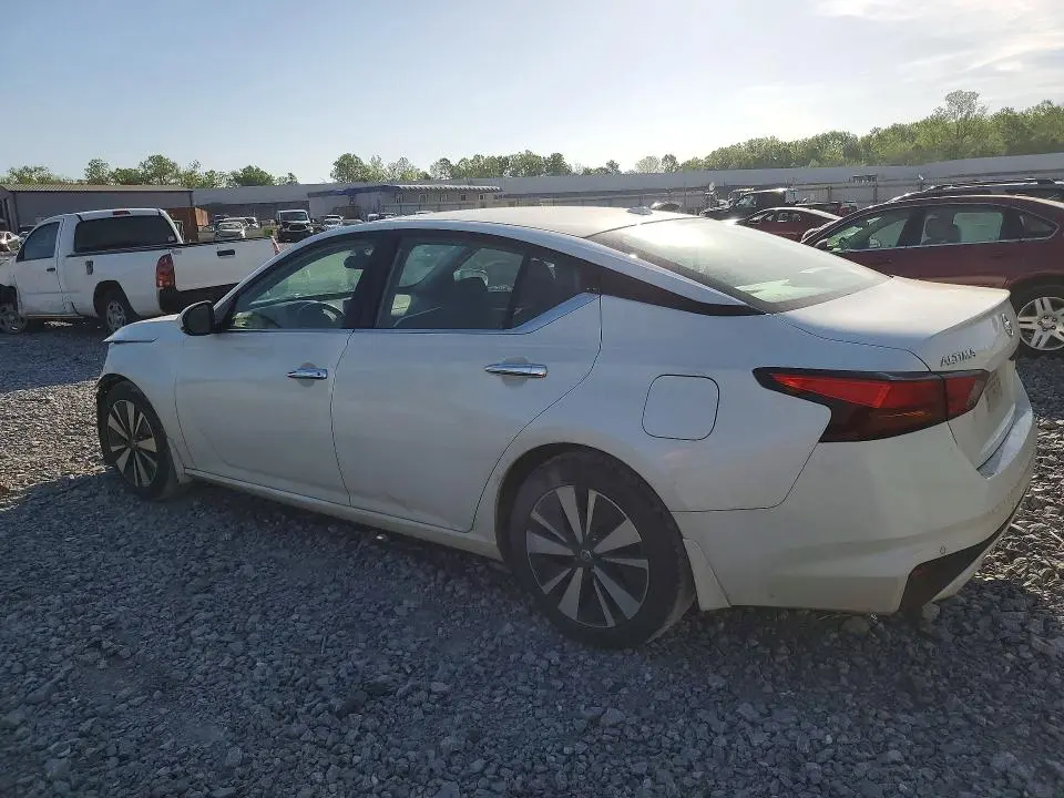 2019 NISSAN ALTIMA SV  