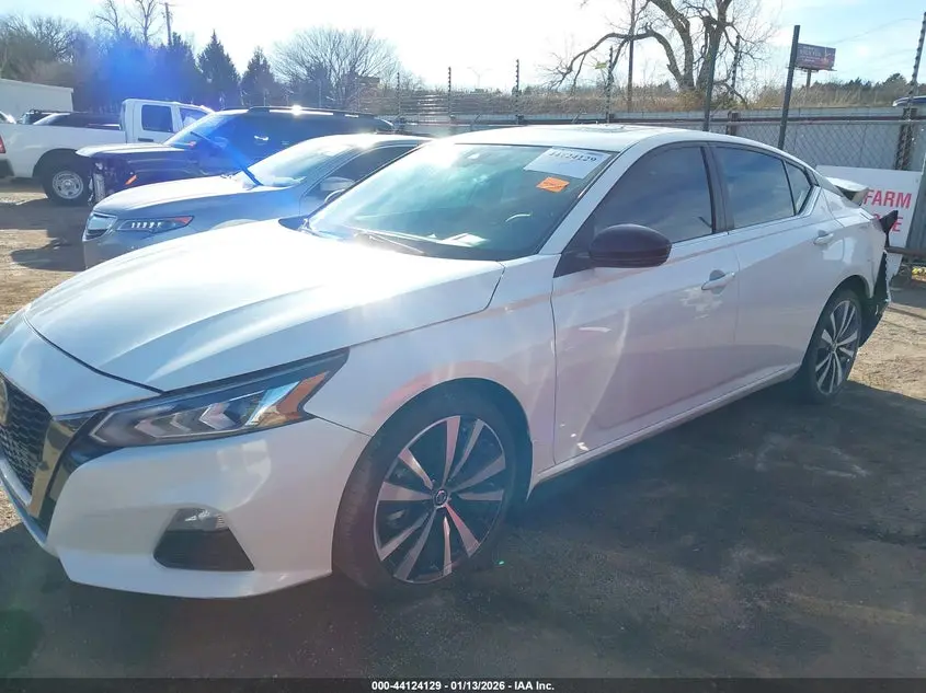 2021 NISSAN ALTIMA SR INTELLIGENT AWD
