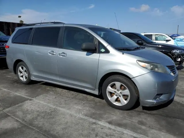 2011 TOYOTA SIENNA LE  