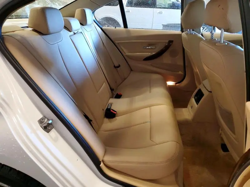 2014 BMW 320 I XDRIVE  
