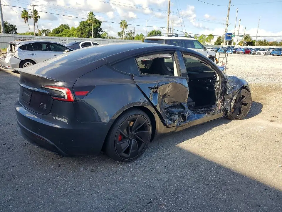 2026 TESLA MODEL 3   
